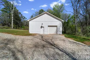 913 Kelly Rd, Mount Holly, NC 28120 - Photo 41