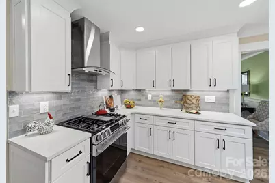 913 Kelly Road, Mount Holly, NC 28120 - Photo 11