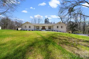 913 Kelly Rd, Mount Holly, NC 28120 - Photo 3