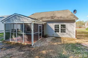 689 Lynville Ln, Rock Hill, SC 29730 - Photo 31