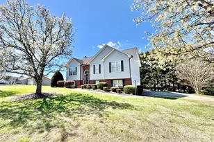 15 Luther Stafford Ave, Taylorsville, NC 28681 - Photo 3