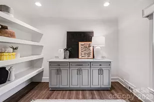 7010 Terrace Dr, Charlotte, NC 28211 - Photo 13