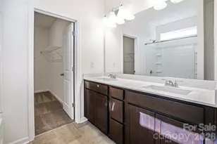 7008 Amberhouse Dr, Charlotte, NC 28212 - Photo 9