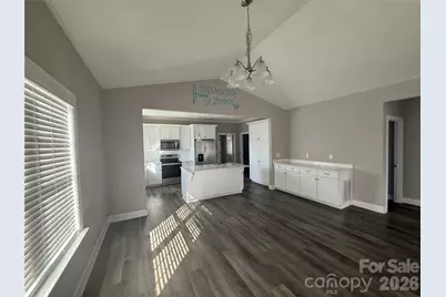417 E Virginia Avenue, Bessemer City, NC 28016 - Photo 3