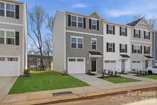 7024 Capstan Ter, Charlotte, NC 28269 - Photo 3