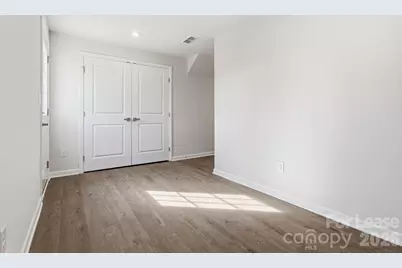 7024 Capstan Terrace, Charlotte, NC 28269 - Photo 5