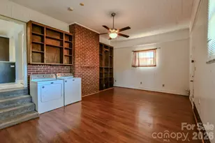 6918 Tuckaseegee Rd, Charlotte, NC 28214 - Photo 13