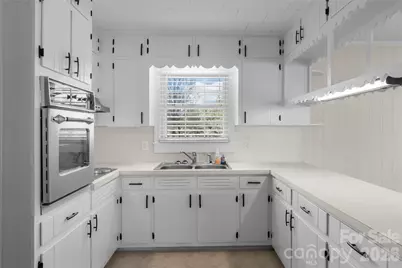 612 E Main Street, Boonville, NC 27011 - Photo 13