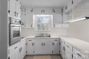 612 E Main St, Boonville, NC 27011 - Photo 13