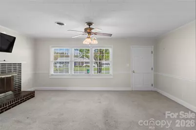 612 E Main Street, Boonville, NC 27011 - Photo 5