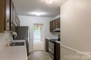 17 Knoll Dr, Columbus, NC 28722 - Photo 9