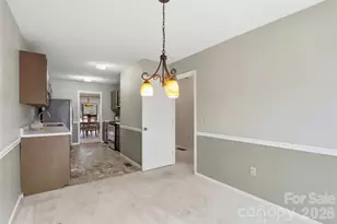 17 Knoll Dr, Columbus, NC 28722 - Photo 9