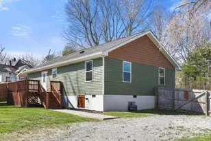 1844 Willow Rd, Hendersonville, NC 28739 - Photo 17