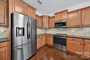 2408 Labelle Dr, Waxhaw, NC 28173 - Photo 9