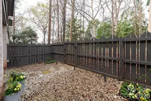 2815 Hillside Springs Dr, Charlotte, NC 28209 - Photo 39