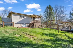 45 Capricorn Ln, Zirconia, NC 28790 - Photo 7