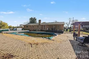 213 Lakeview Dr, Harrisburg, NC 28075 - Photo 27