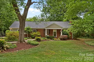 4218 Windemere Ln, Charlotte, NC 28211 - Photo 3
