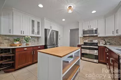 4218 Windemere Lane, Charlotte, NC 28211 - Photo 17