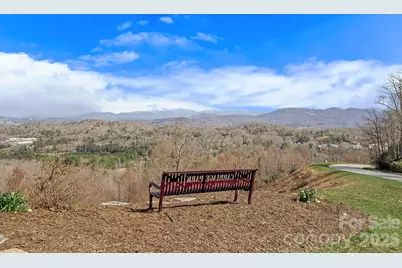 306 Croydon Drive, Hendersonville, NC 28791 - Photo 35