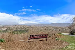 306 Croydon Dr, Hendersonville, NC 28791 - Photo 35