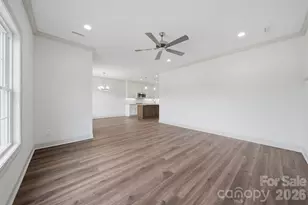 4957 Southview Dr, Hickory, NC 28602 - Photo 11