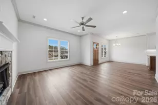 4957 Southview Dr, Hickory, NC 28602 - Photo 11