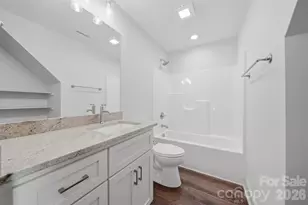 4957 Southview Dr, Hickory, NC 28602 - Photo 33