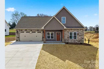 4957 Southview Drive, Hickory, NC 28602 - Photo 1