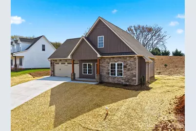 4957 Southview Drive, Hickory, NC 28602 - Photo 3