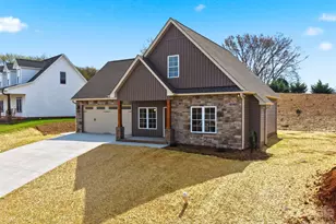 4957 Southview Dr, Hickory, NC 28602 - Photo 3