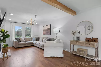 95 18th Avenue NW, Hickory, NC 28601 - Photo 5