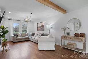 95 18th Ave NW, Hickory, NC 28601 - Photo 5