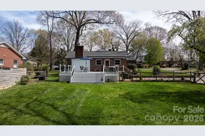 95 18th Avenue NW, Hickory, NC 28601 - Photo 47