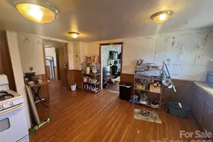 223 Walker St, Kings Mountain, NC 28086 - Photo 9