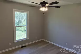 1220 Old Greenbriar Dr, Lancaster, SC 29720 - Photo 7