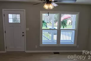 1220 Old Greenbriar Dr, Lancaster, SC 29720 - Photo 3