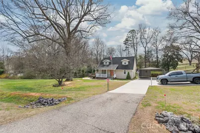 1411 Hensley Road E, Fort Mill, SC 29715 - Photo 5