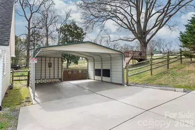 1411 Hensley Road E, Fort Mill, SC 29715 - Photo 7