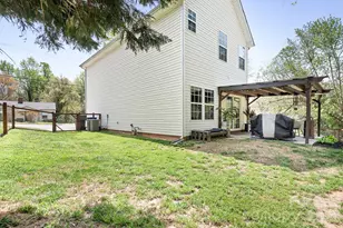 520 E Iredell Ave, Mooresville, NC 28115 - Photo 23