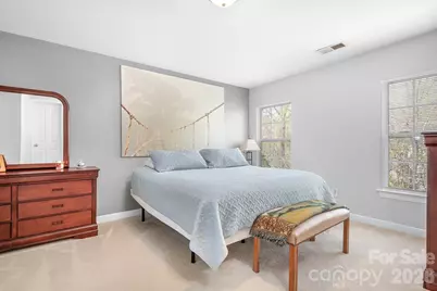 520 E Iredell Avenue, Mooresville, NC 28115 - Photo 13