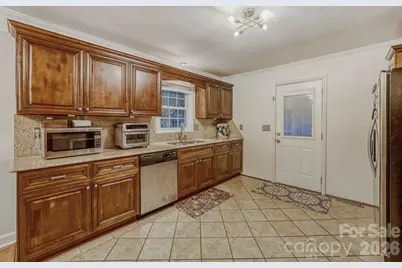 1315 Shady Bluff Drive, Charlotte, NC 28211 - Photo 9