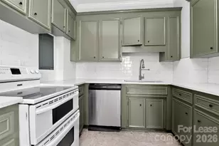 301 W 10th St, Charlotte, NC 28202 - Photo 25