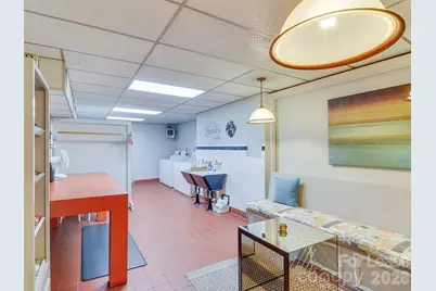 301 W 10th Street #504, Charlotte, NC 28202 - Photo 31