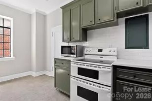 301 W 10th St, Charlotte, NC 28202 - Photo 27