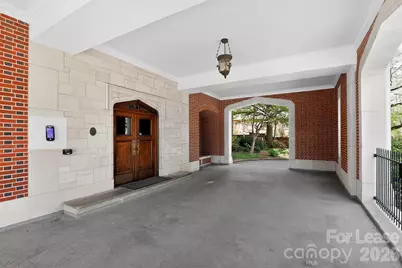 301 W 10th Street #504, Charlotte, NC 28202 - Photo 3