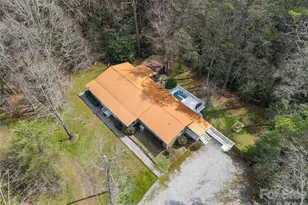 18 Holly Spgs Dr, Sapphire, NC 28774 - Photo 31