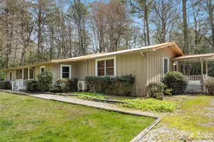 18 Holly Spgs Dr, Sapphire, NC 28774 - Photo 3