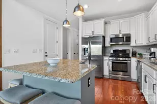 8428 Island Point Rd, Charlotte, NC 28278 - Photo 11