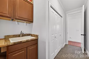 8428 Island Point Rd, Charlotte, NC 28278 - Photo 19